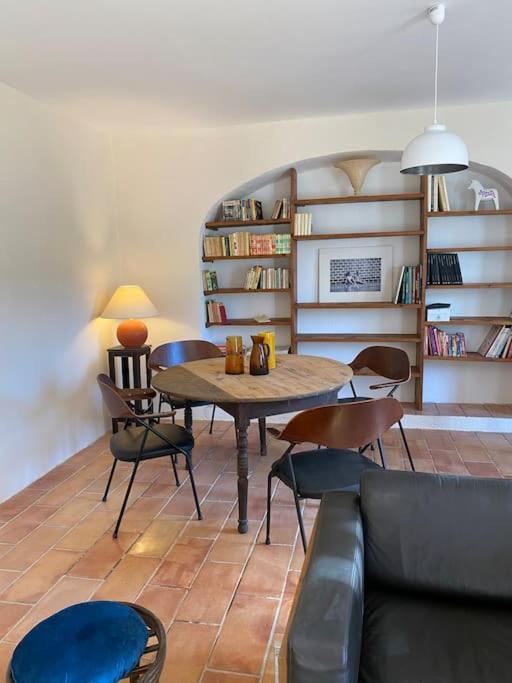 Bouchet  Le Nomade En Provence Bed & Breakfast エクステリア 写真